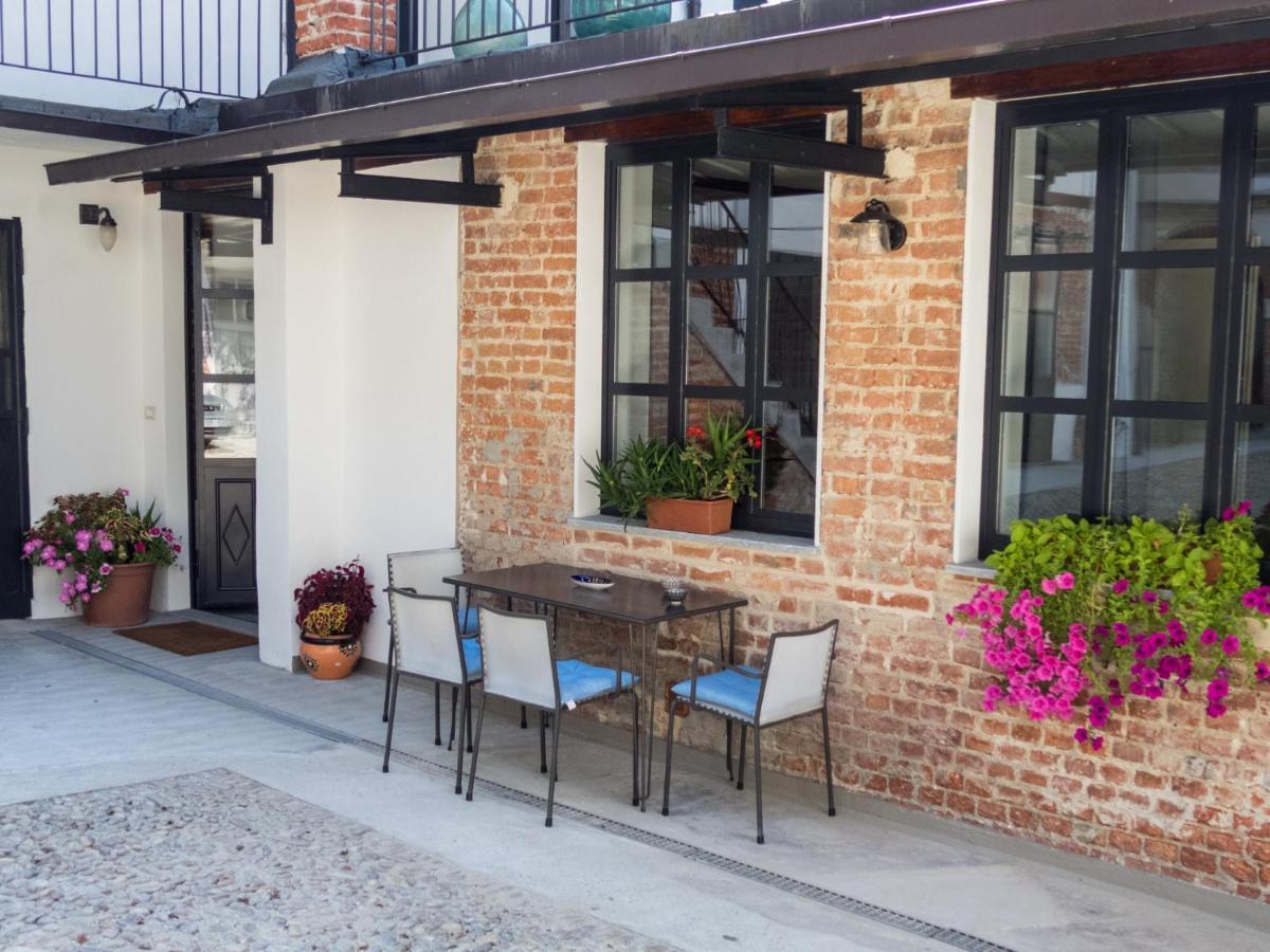 La Tintoria Suites Асти Екстериор снимка