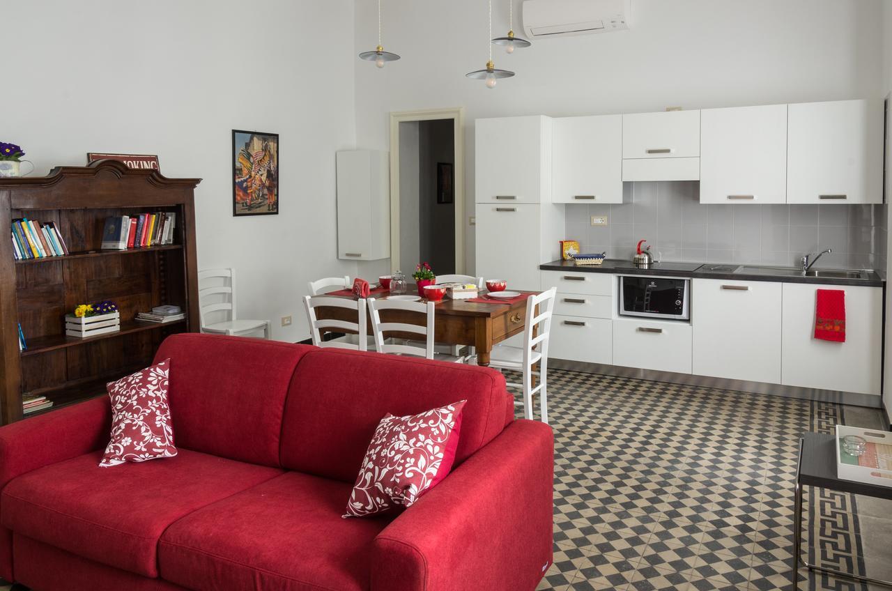La Tintoria Suites Асти Екстериор снимка